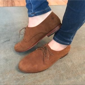 Nisolo Oliver Oxford in Oak Size 8